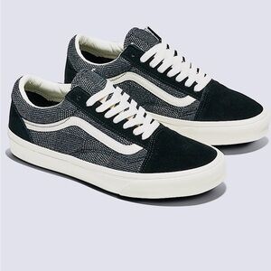 Vans Old Skool sneakers, Denim Black Model size Men 8 or Women 9.5